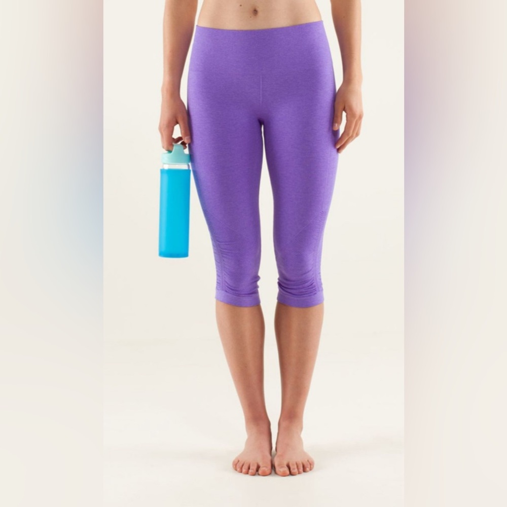 Like new Lululemon purple capris